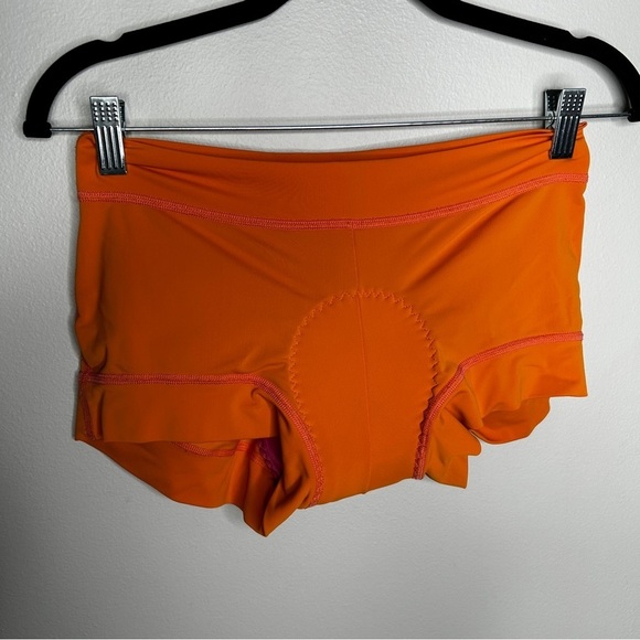 my alibi Pants - My Alibi‎ orange biker shorts size 8